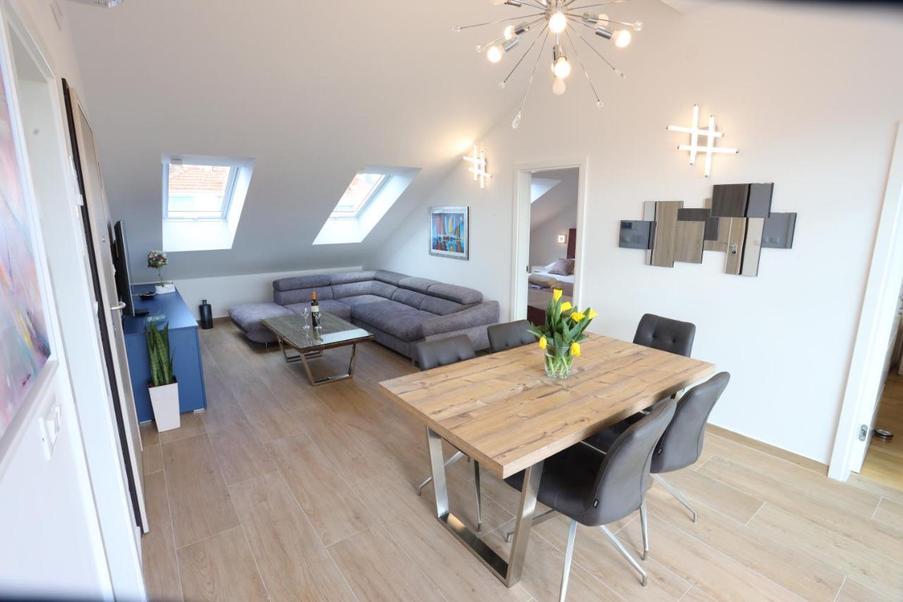 View Apartment Split