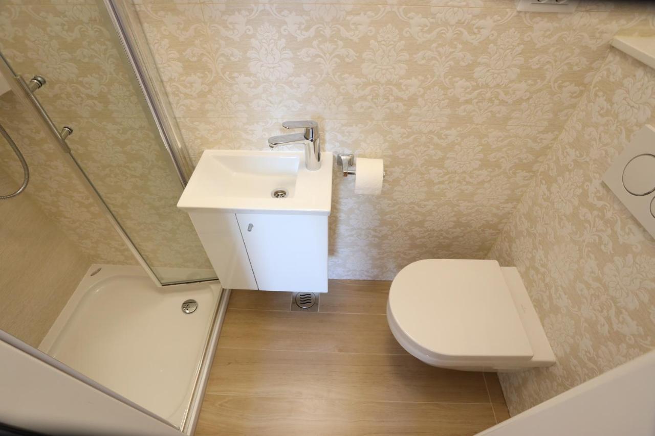 Apartman View
